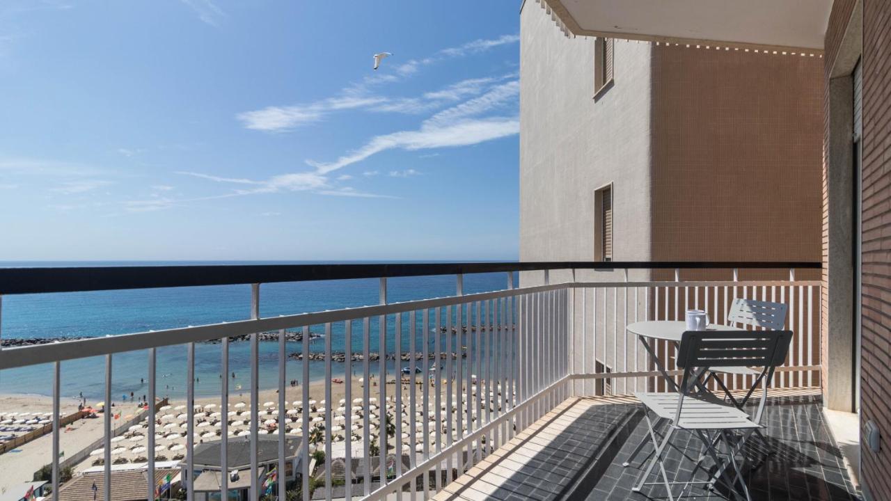 Italianway - Sant'Erasmo 3 Appartement Arma di Taggia Buitenkant foto